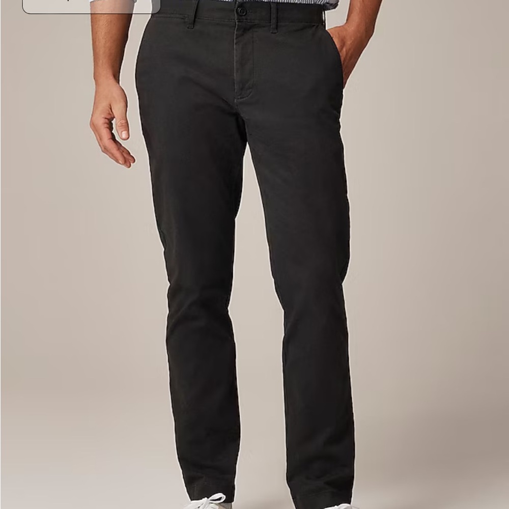 New with tags! 2, TWO pairs of 770 Straight Chino.